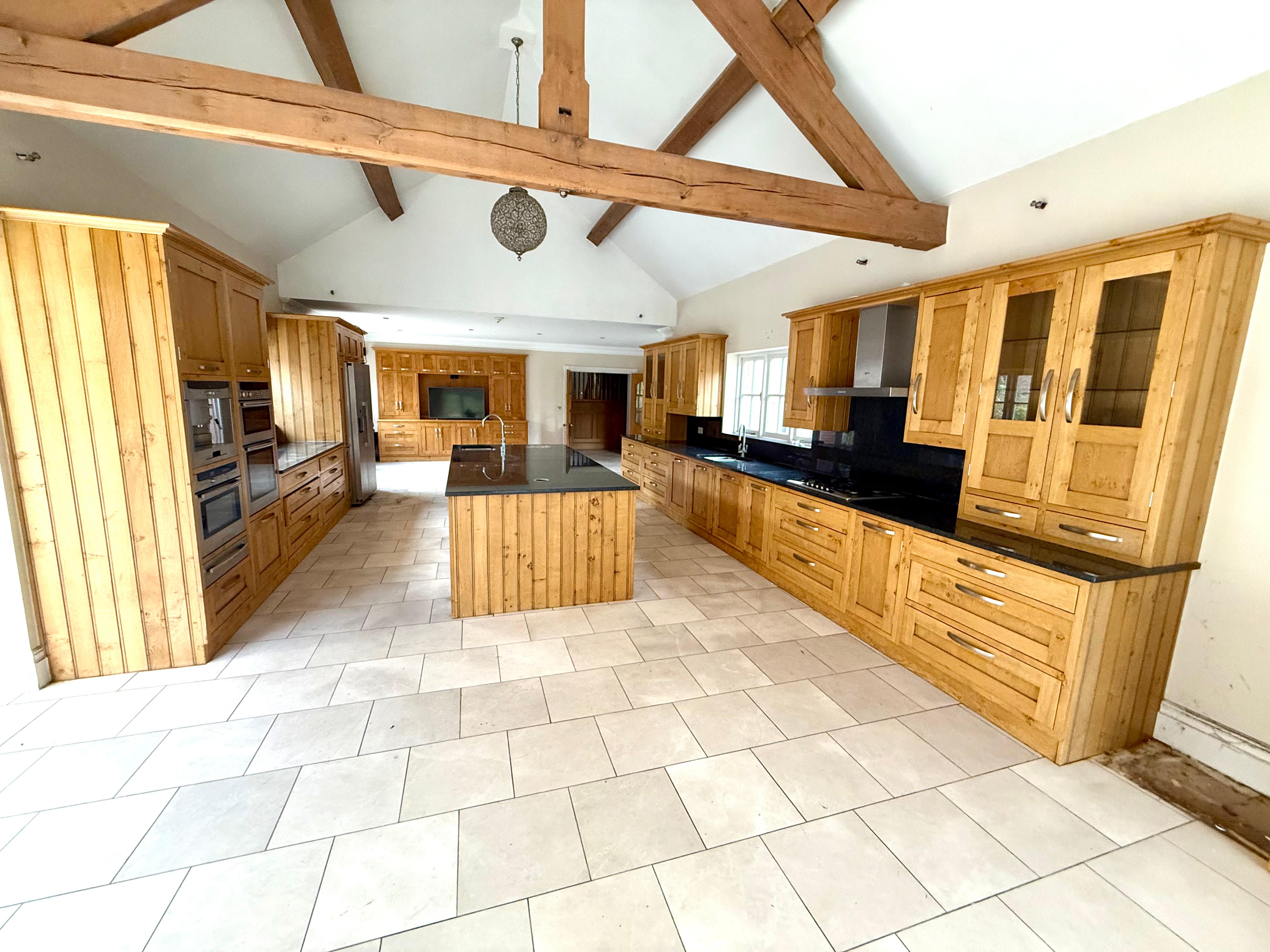 Harvey Jones Natural Oak Kitchen